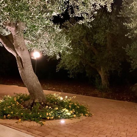 הוילה פוטיניאנו Tra Gli Ulivi מראה חיצוני תמונה